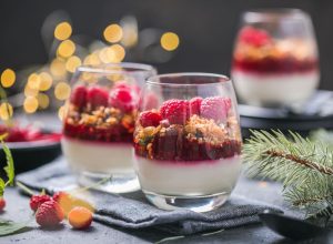 Mastering the Art of Dish Presentation – With a Festive Twist Mastering the Art of Dish Presentation – With a Festive Twist